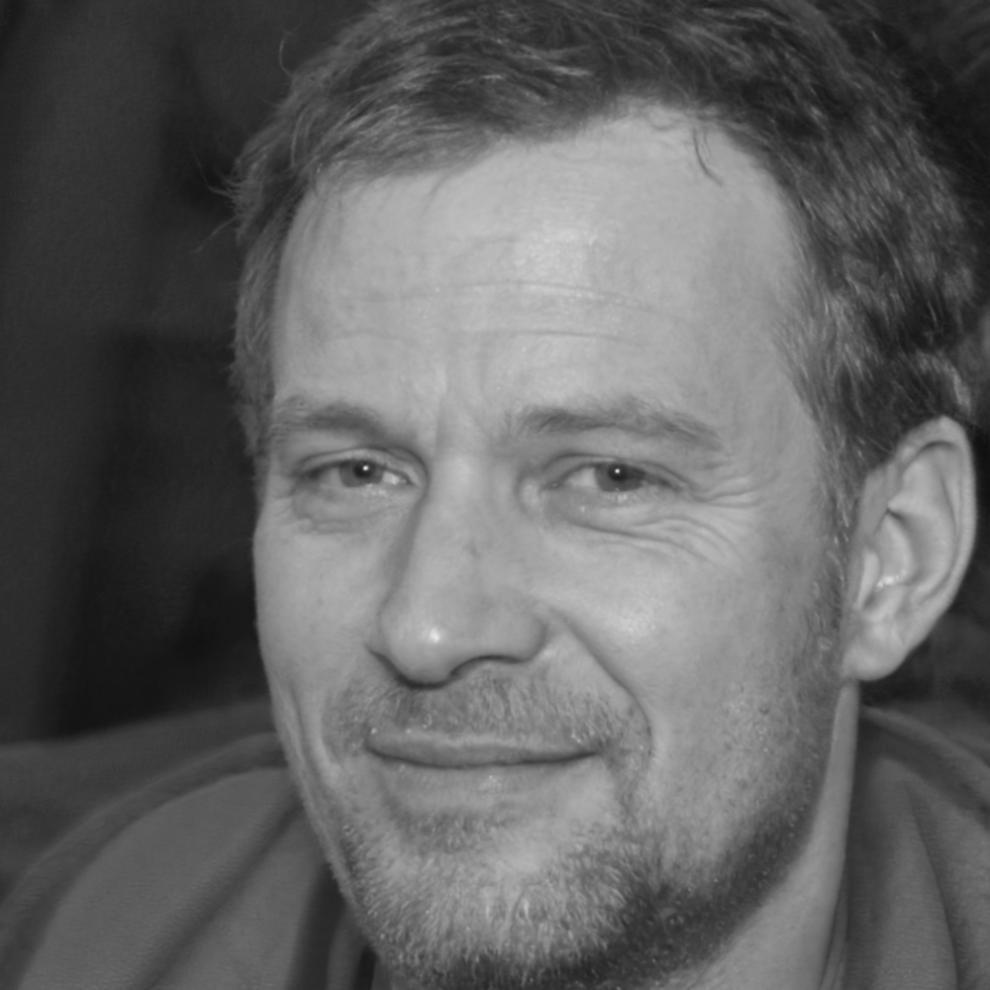 Instructor Tavish Carberry